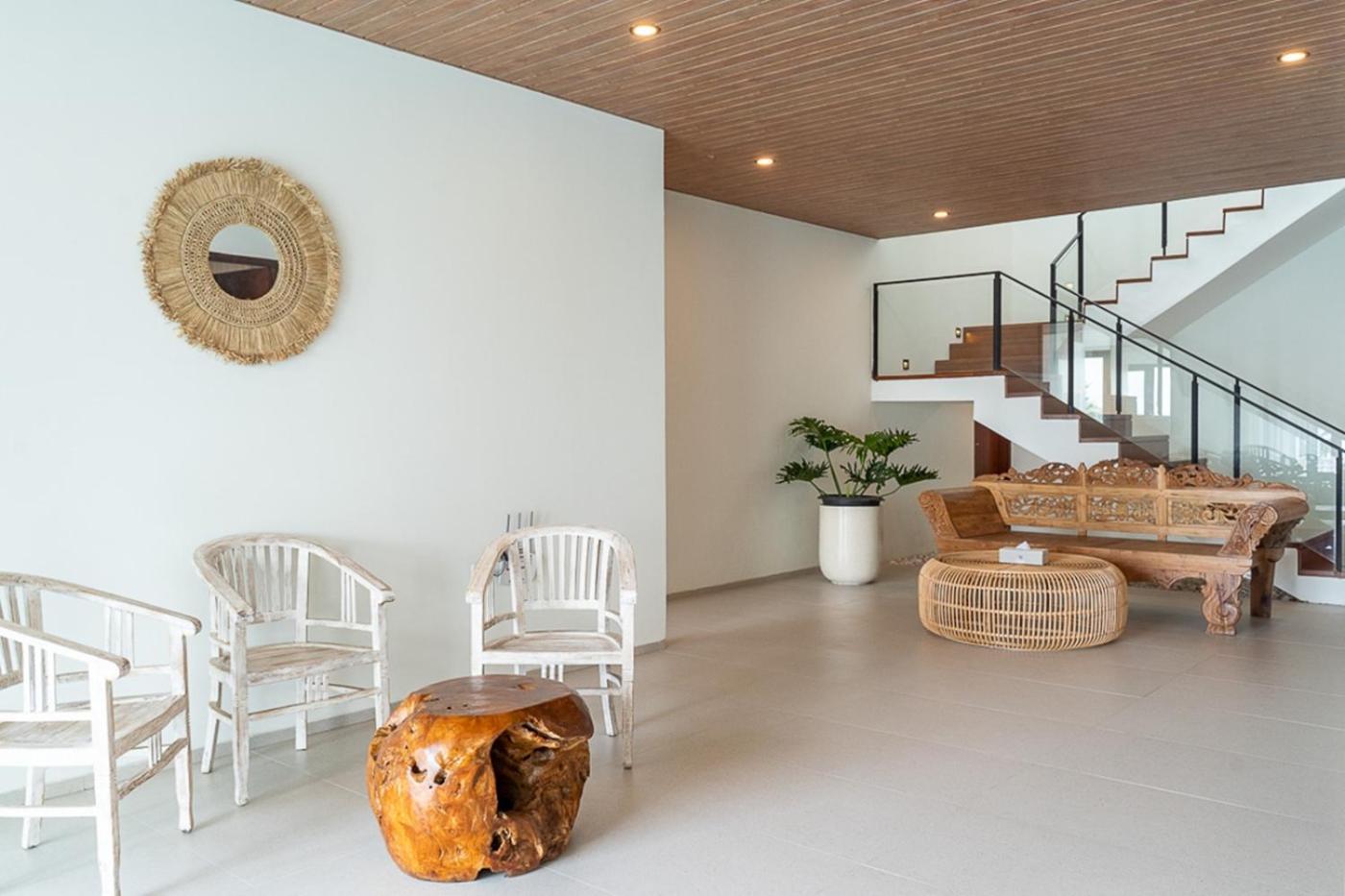 Sunrise View 9 Bedrooms With A Private Heated Swimming Pool * Bandung