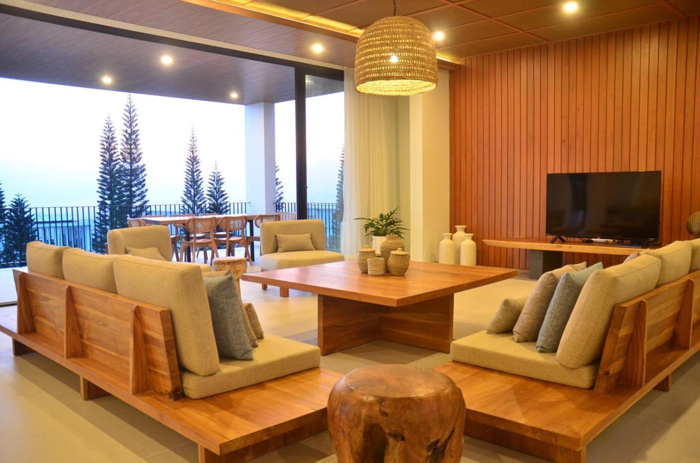 Sunrise View 9 Bedrooms With A Private Heated Swimming Pool Bandung