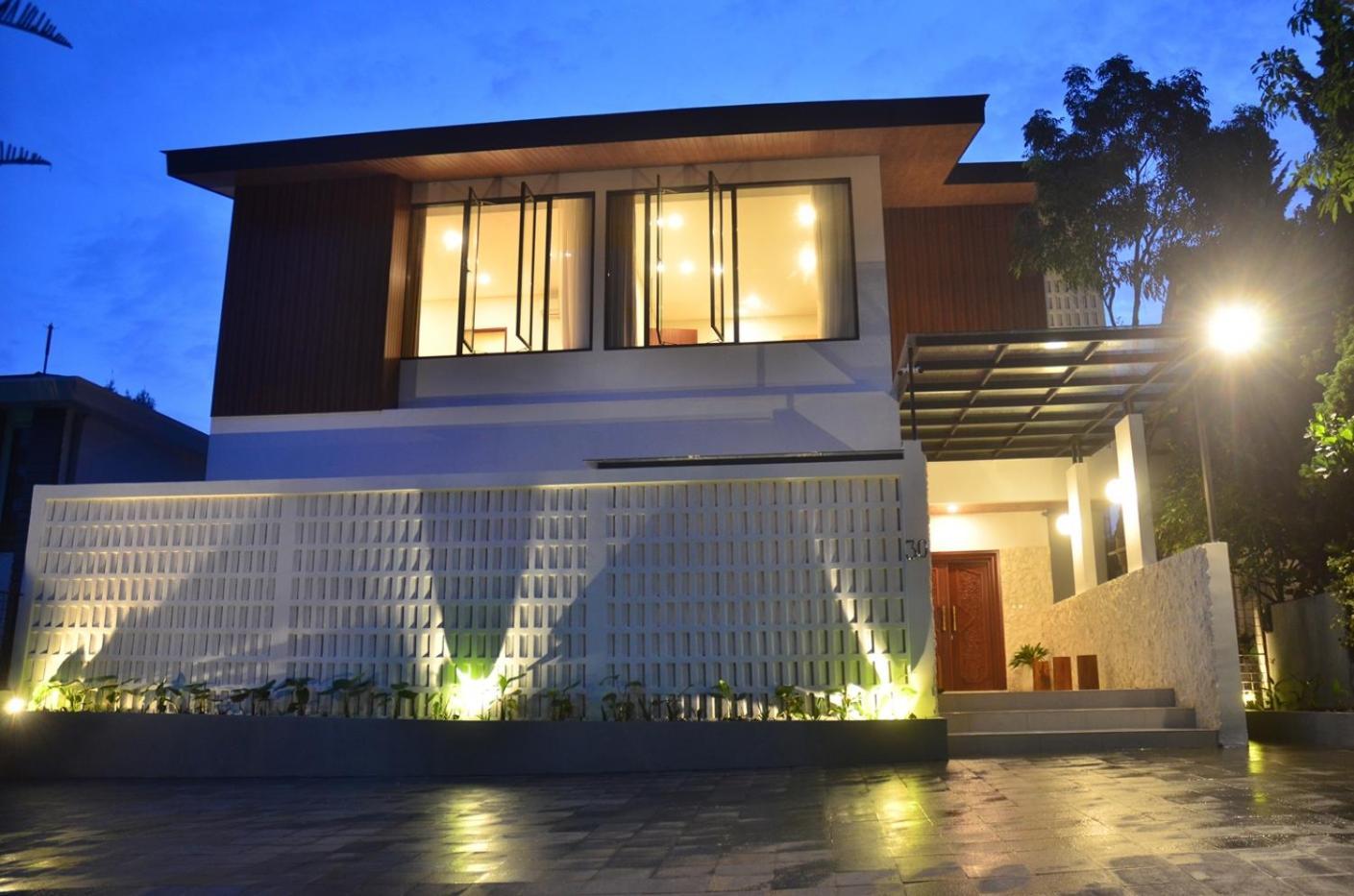 Sunrise View 9 Bedrooms With A Private Heated Swimming Pool Bandung